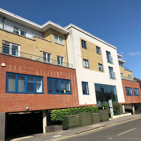 Blue Sky Apartments@ Abbots Yard, Guildford Exterior photo